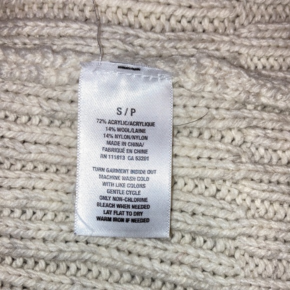 Knitted sleeveless cardigan - Picture 4 of 4